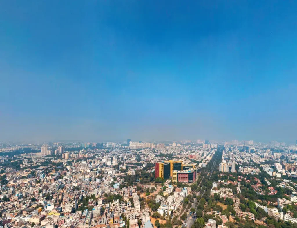 Day View - Towards HUDA City Centre